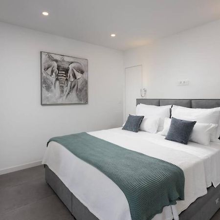 Appartement Holiday In Bol **** Green Extérieur photo