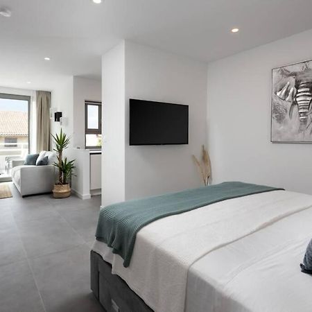 Appartement Holiday In Bol **** Green Extérieur photo